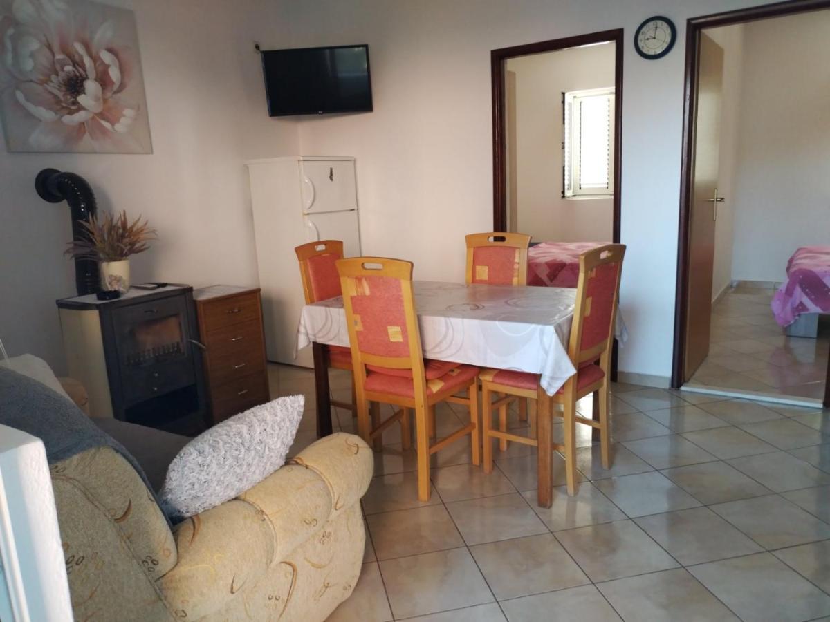 Apartman Kristina Sa Dvije Sobe Weißenburg Exterior foto